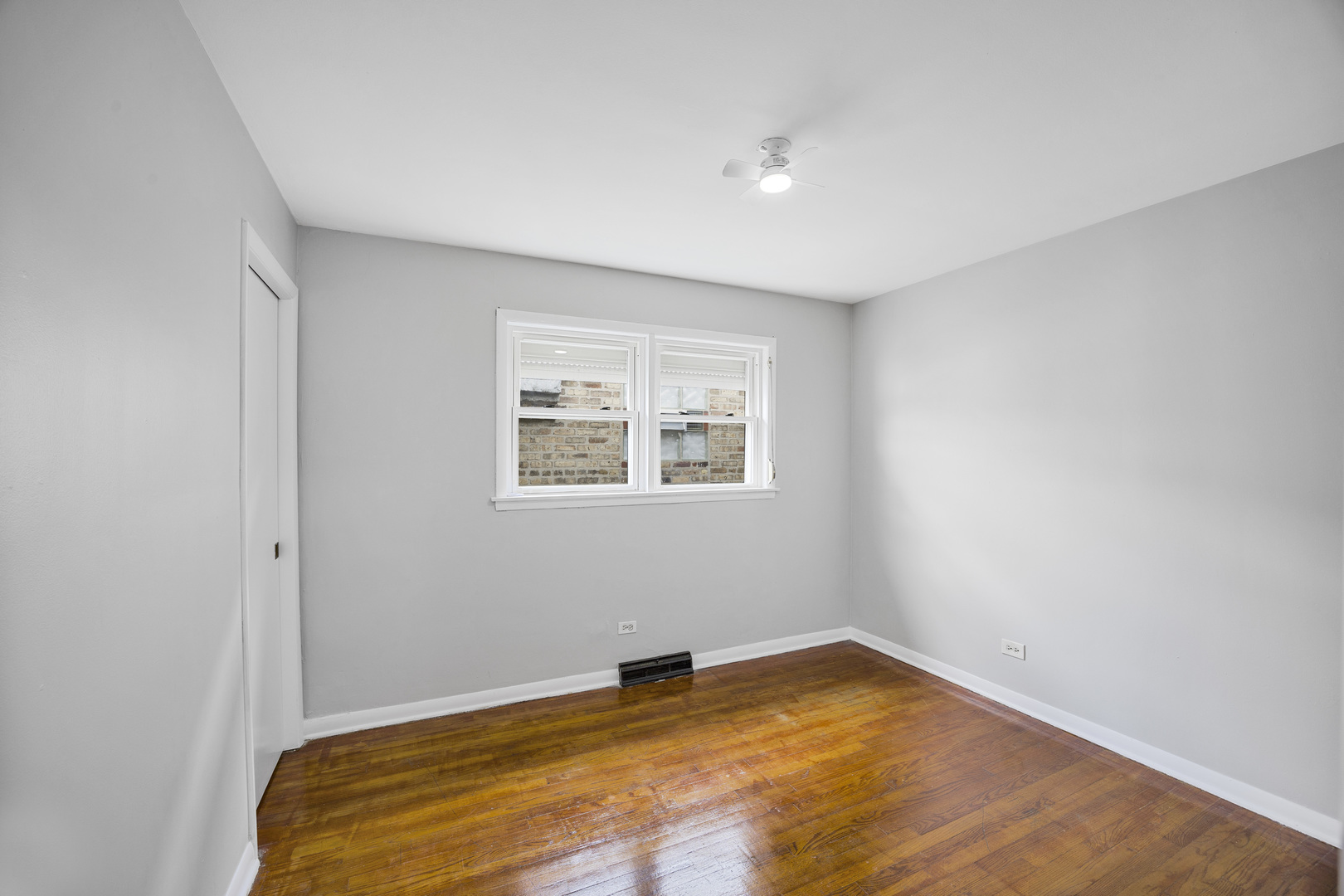 9520 S Yale Avenue, Chicago, IL 60628