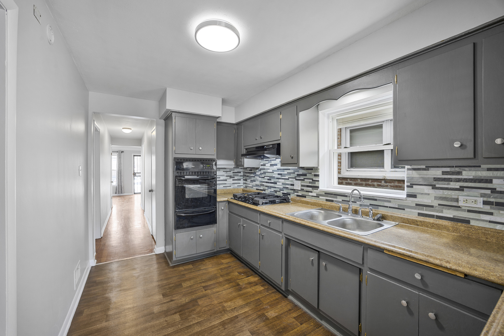 9520 S Yale Avenue, Chicago, IL 60628