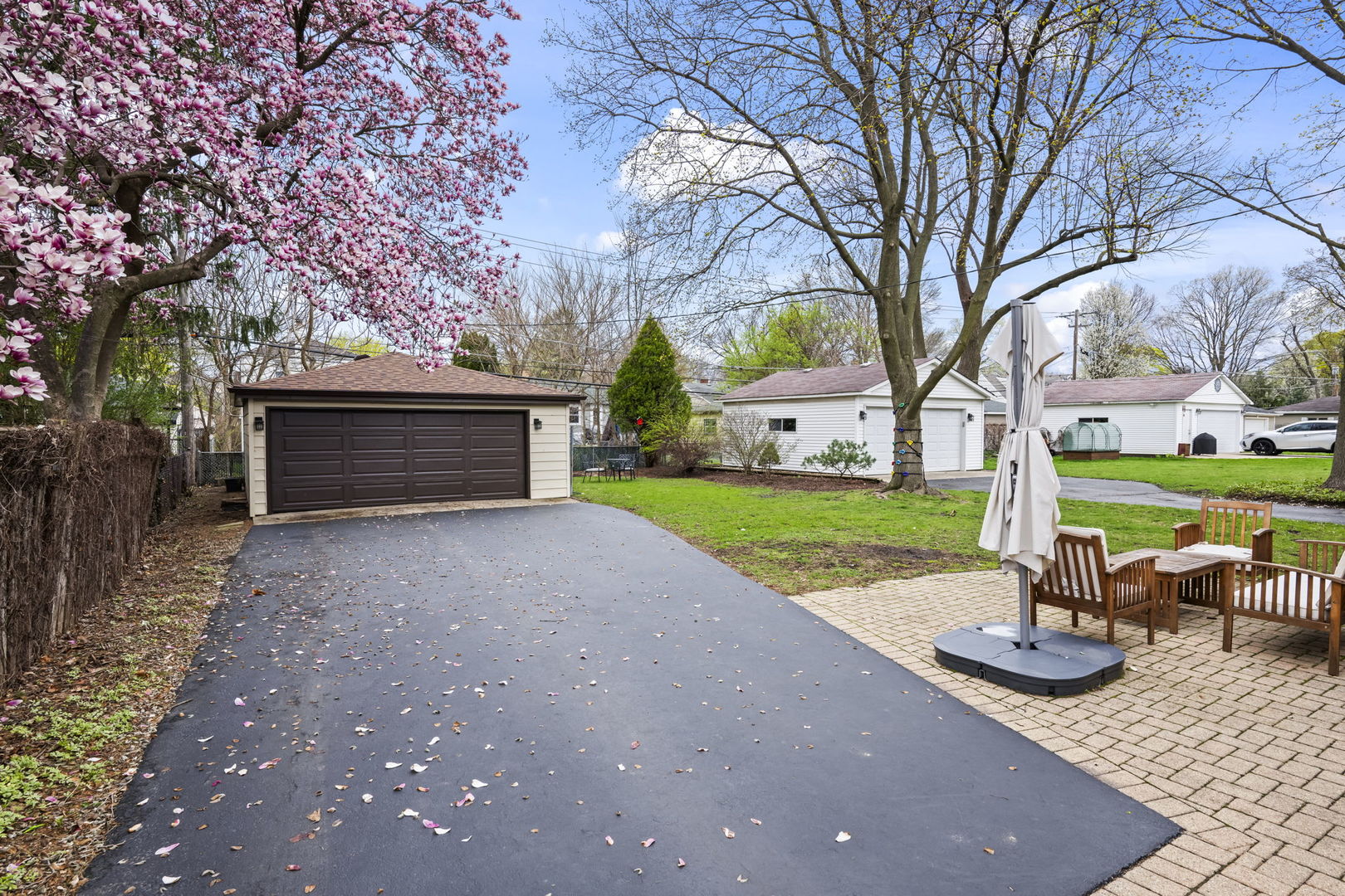 914 N Kennicott Avenue, Arlington Heights, IL 60004