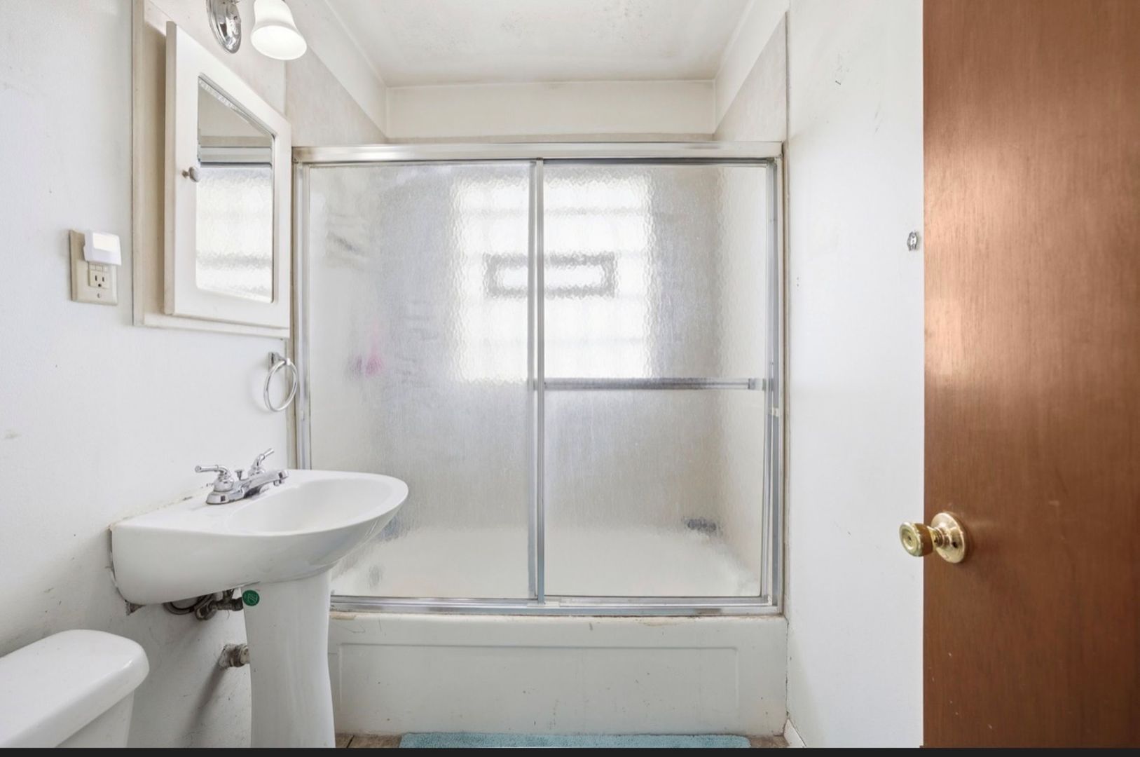 14024 S Manistee Avenue, Burnham, IL 60633