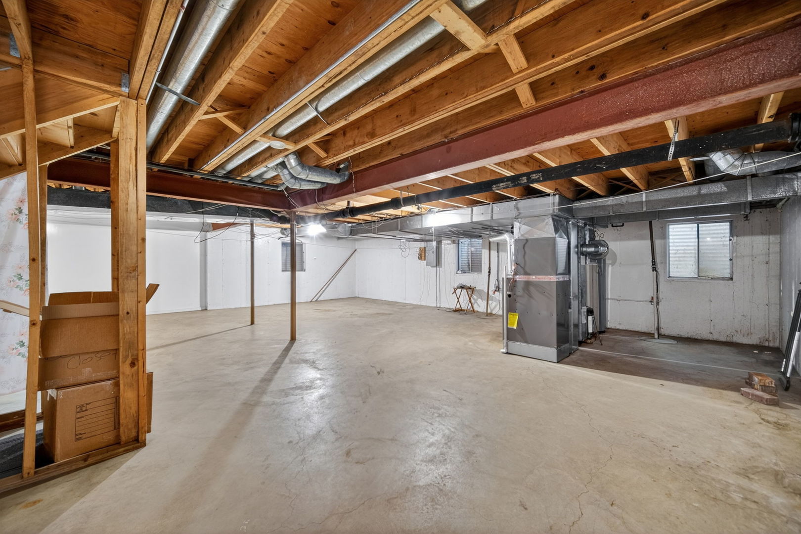 355 Trinity Lane, Oak Brook, IL 60523
