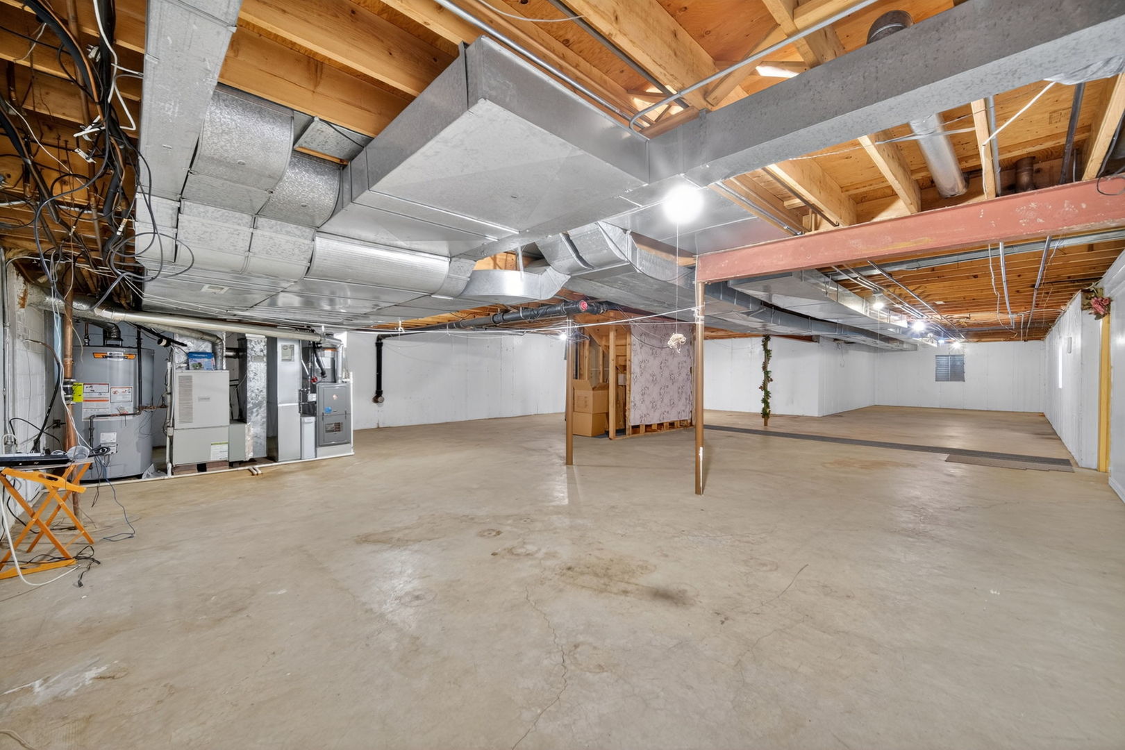 355 Trinity Lane, Oak Brook, IL 60523