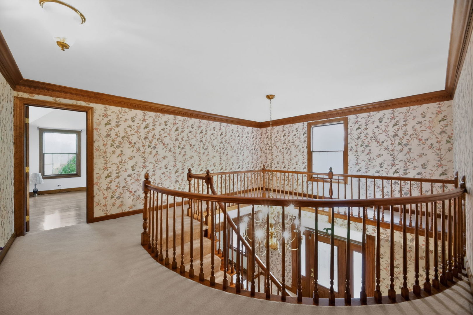 355 Trinity Lane, Oak Brook, IL 60523