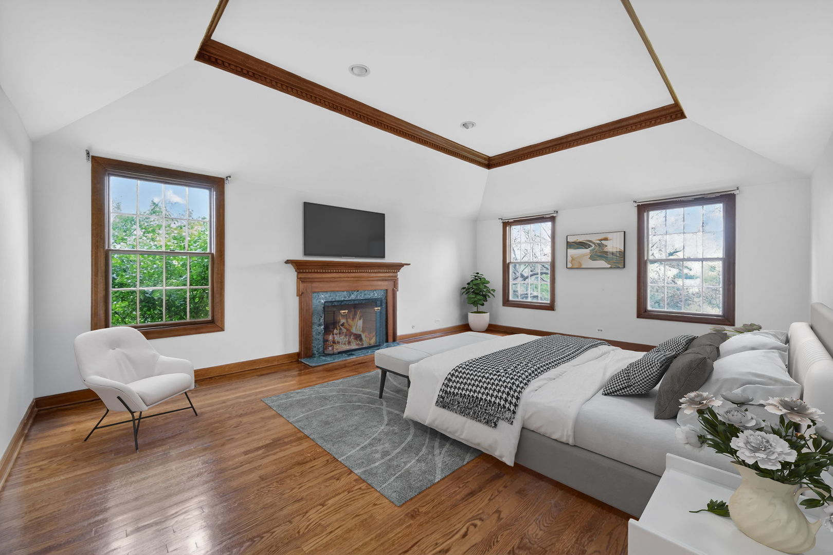 355 Trinity Lane, Oak Brook, IL 60523
