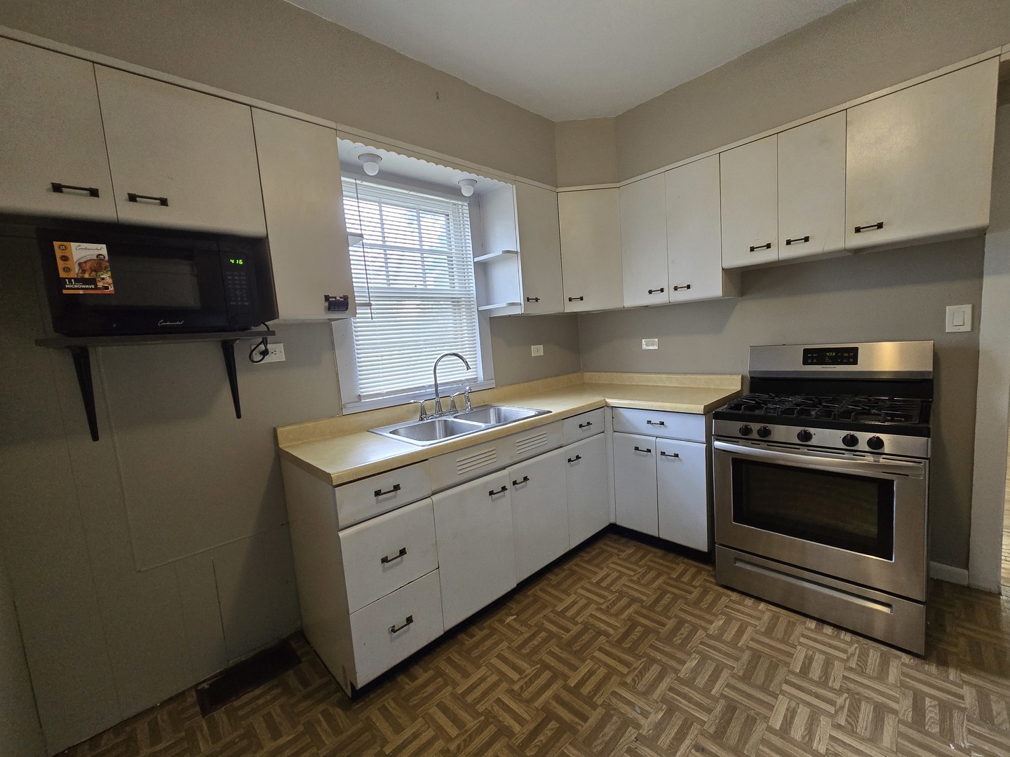 249 E Park Boulevard #1, Villa Park, IL 60181