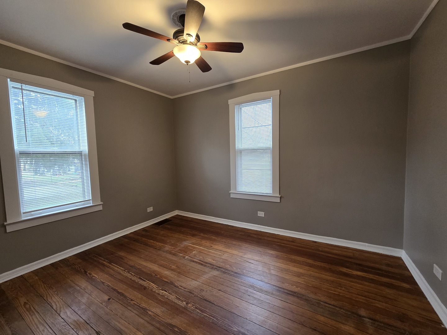 249 E Park Boulevard #1, Villa Park, IL 60181