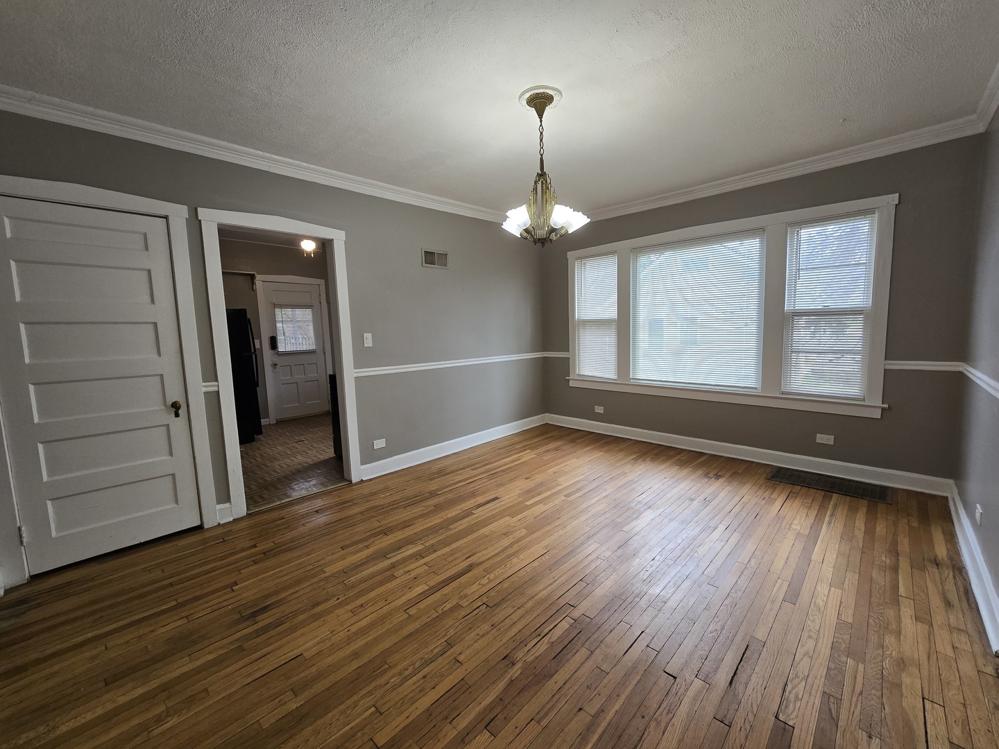 249 E Park Boulevard #1, Villa Park, IL 60181