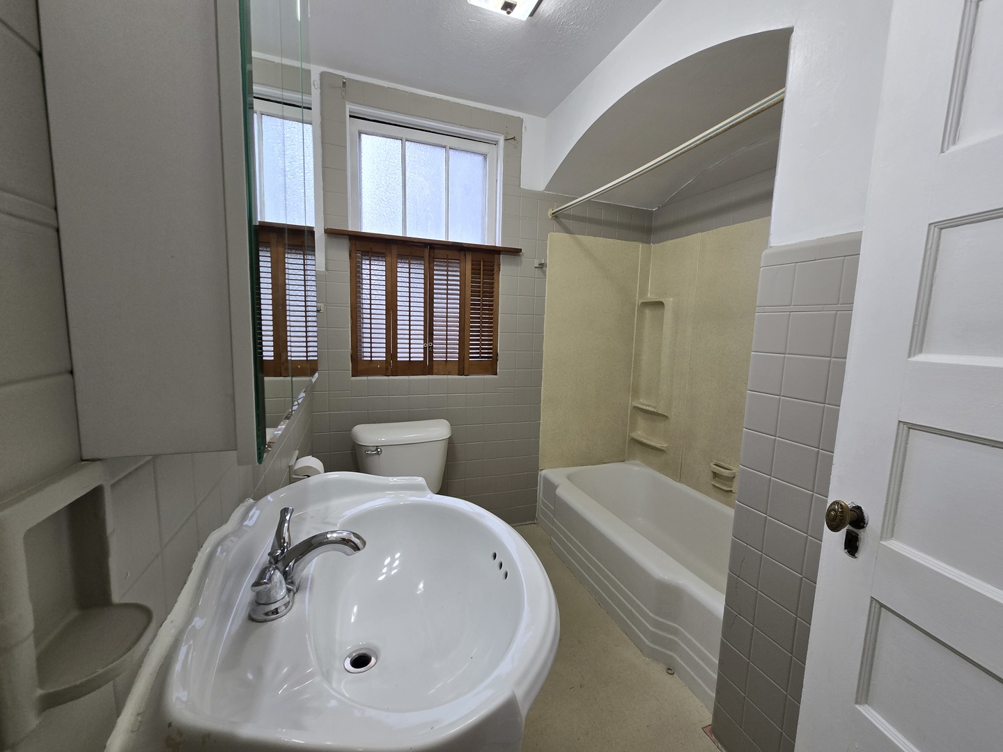 249 E Park Boulevard #1, Villa Park, IL 60181