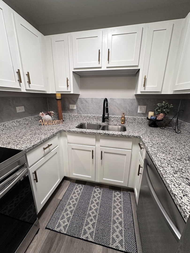 2600 Light Road #207, Oswego, IL 60543