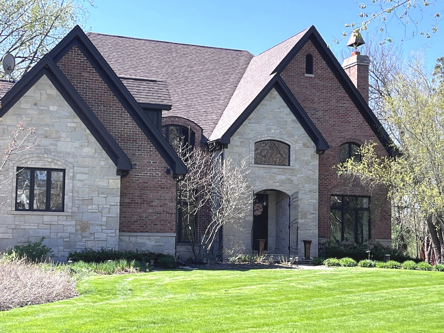 1026 Lincoln Lane, Elk Grove Village, IL 60007