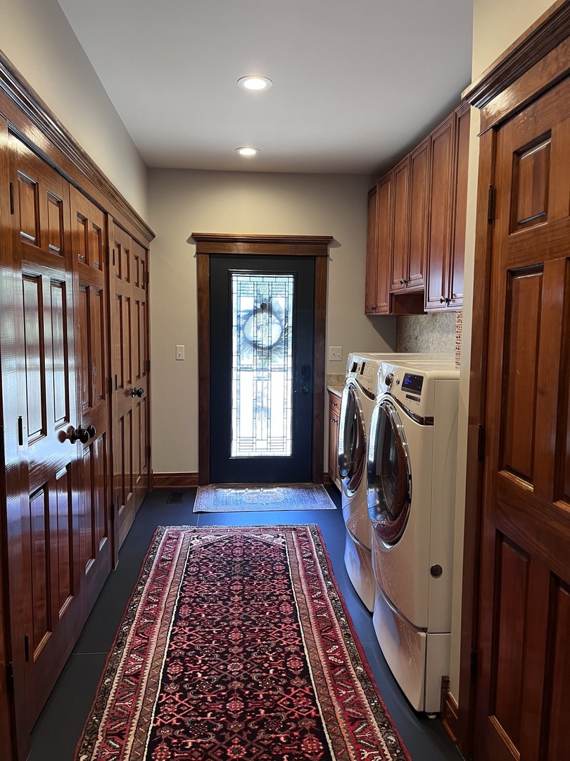 1026 Lincoln Lane, Elk Grove Village, IL 60007