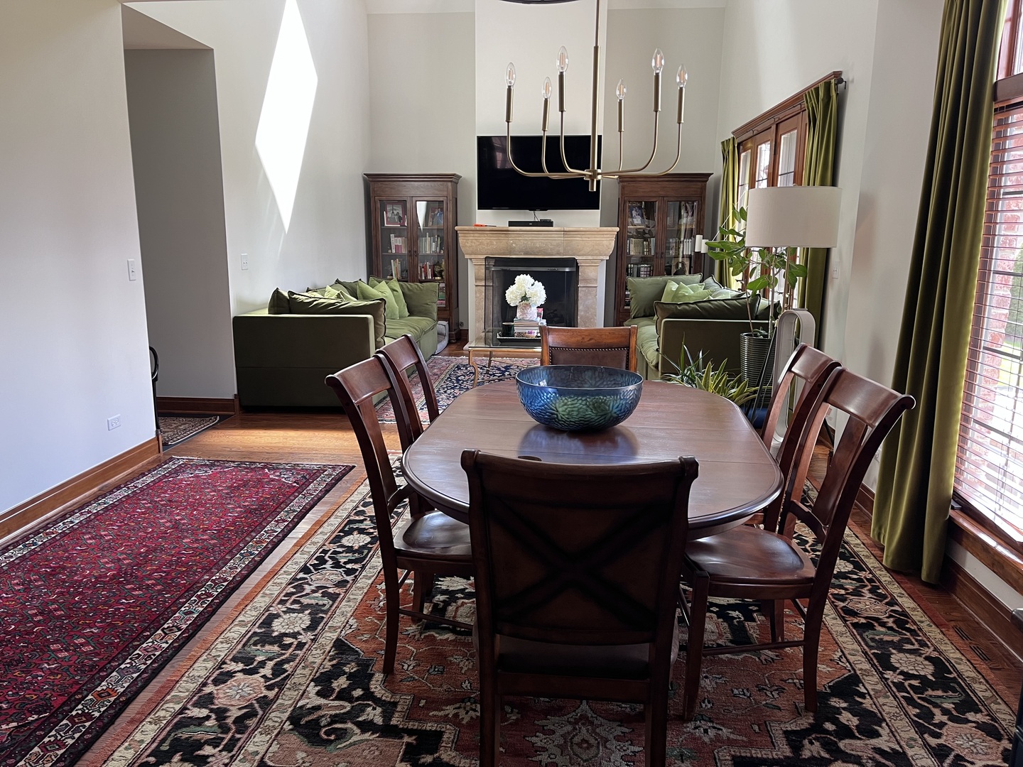 1026 Lincoln Lane, Elk Grove Village, IL 60007