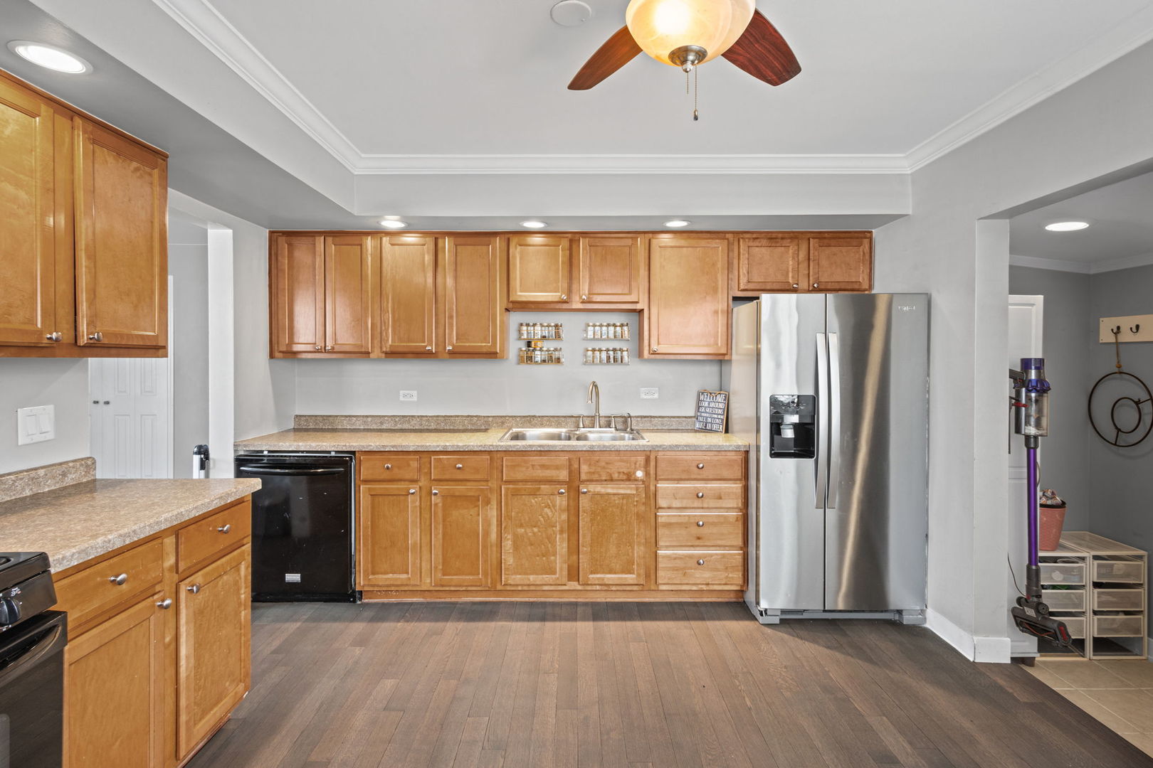 3503 Bobolink Lane, Rolling Meadows, IL 60008