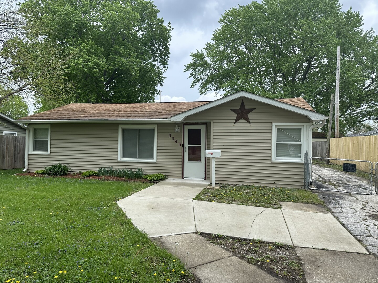 3543 William Street, Steger, IL 60475