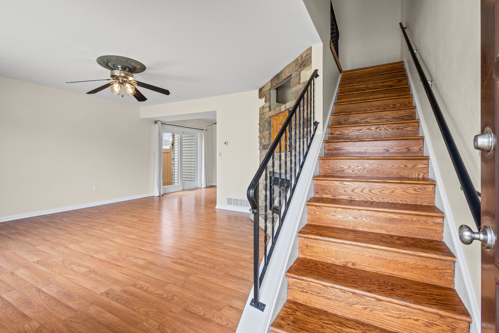 231 E Woodlawn Road, New Lenox, IL 60451