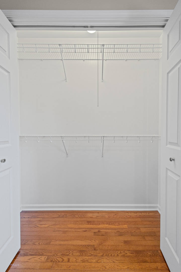 231 E Woodlawn Road, New Lenox, IL 60451