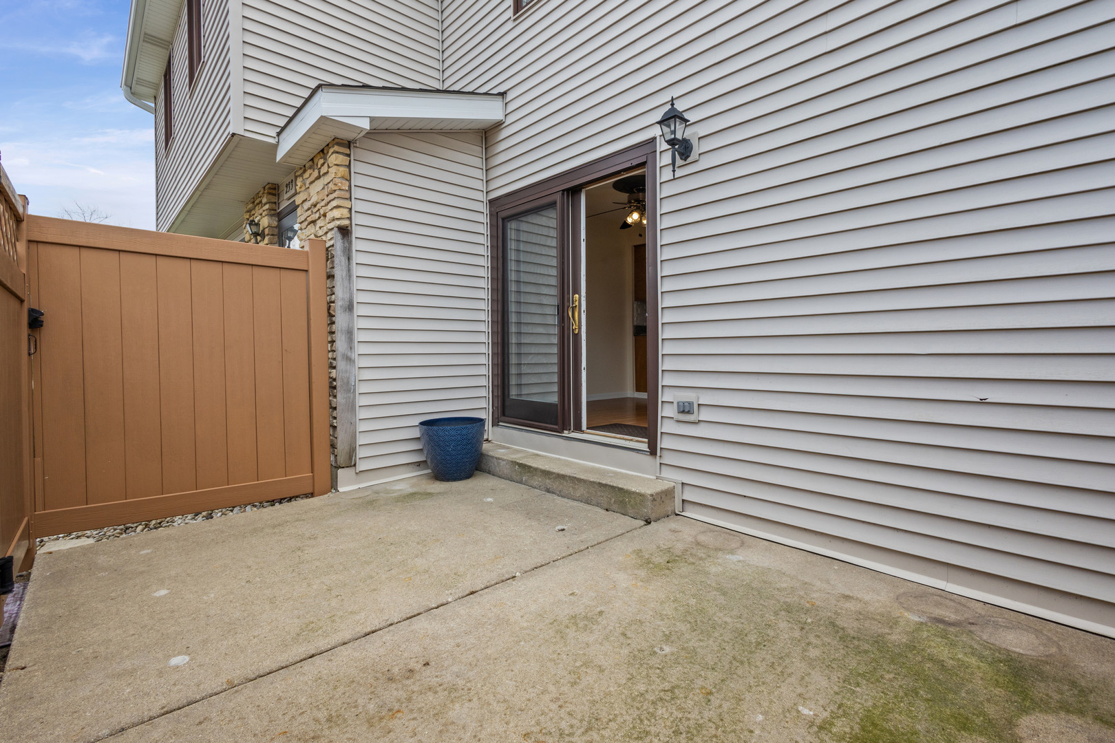 231 E Woodlawn Road, New Lenox, IL 60451