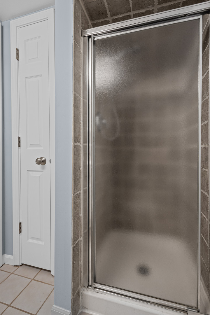 231 E Woodlawn Road, New Lenox, IL 60451