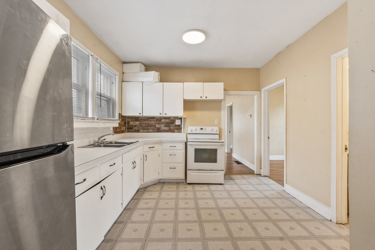 1809 Ogden Avenue, Lisle, IL 60532