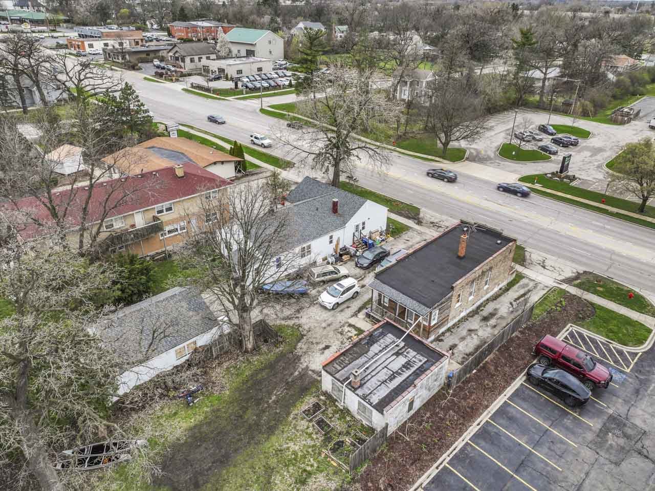 1809 Ogden Avenue, Lisle, IL 60532