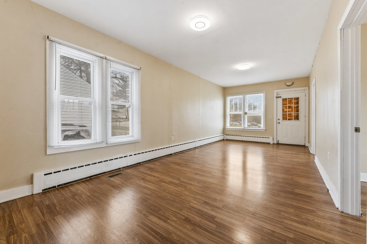 1809 Ogden Avenue, Lisle, IL 60532