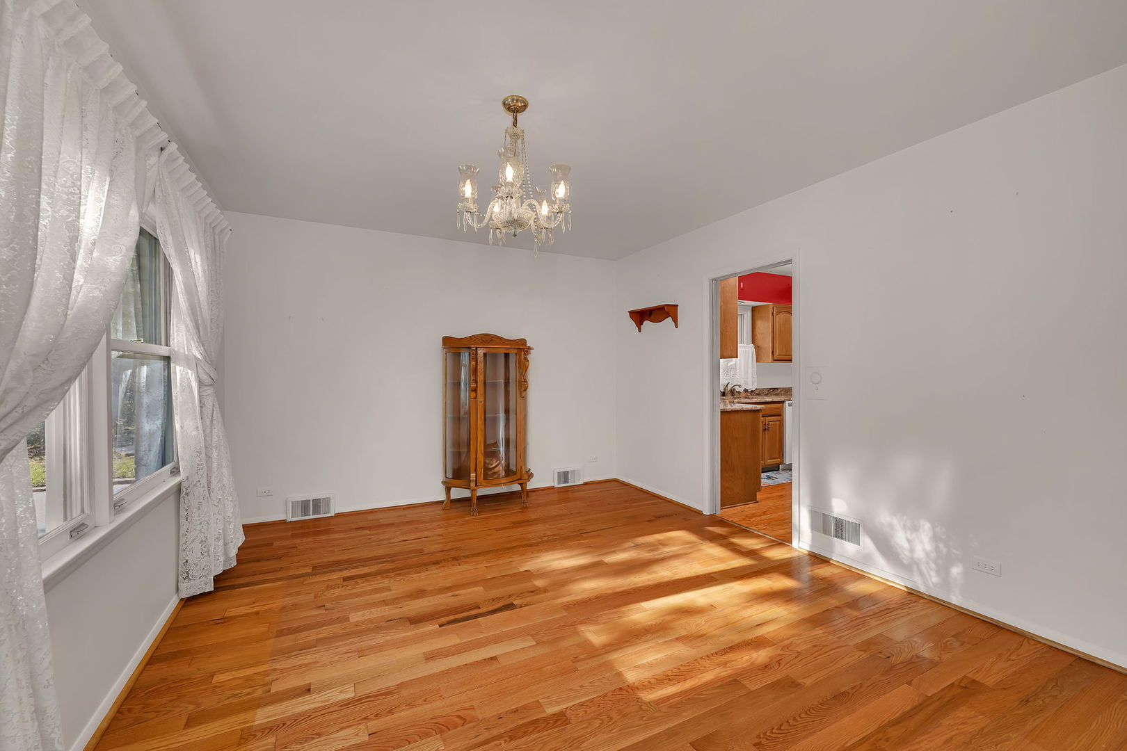 409 W Jefferson Street, Morris, IL 60450