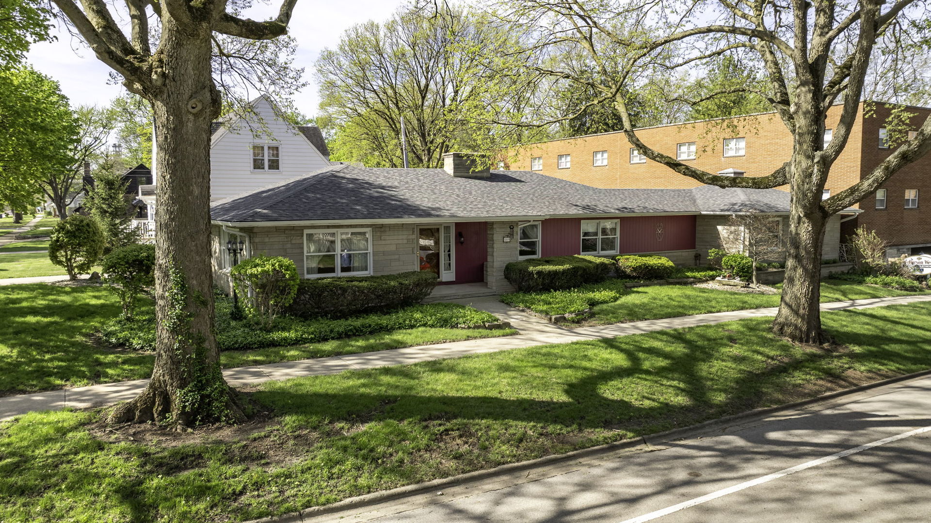 409 W Jefferson Street, Morris, IL 60450