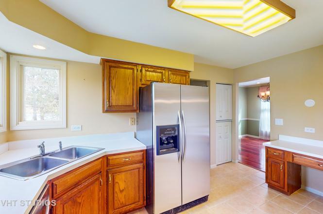 712 N Victoria Drive, Palatine, IL 60074