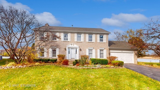 712 N Victoria Drive, Palatine, IL 60074