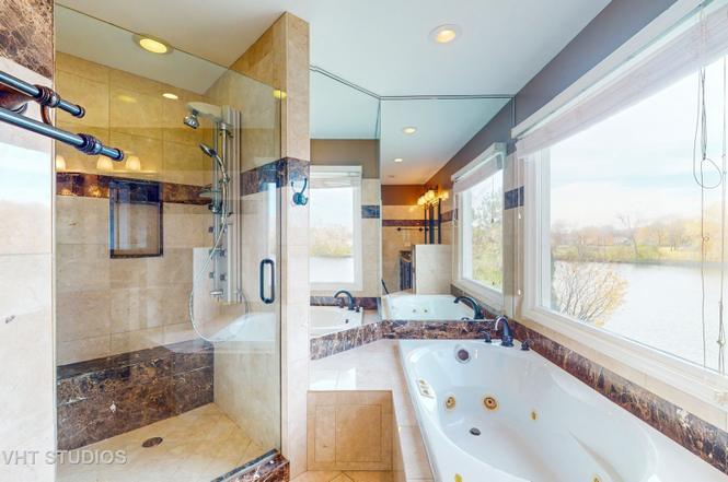 712 N Victoria Drive, Palatine, IL 60074