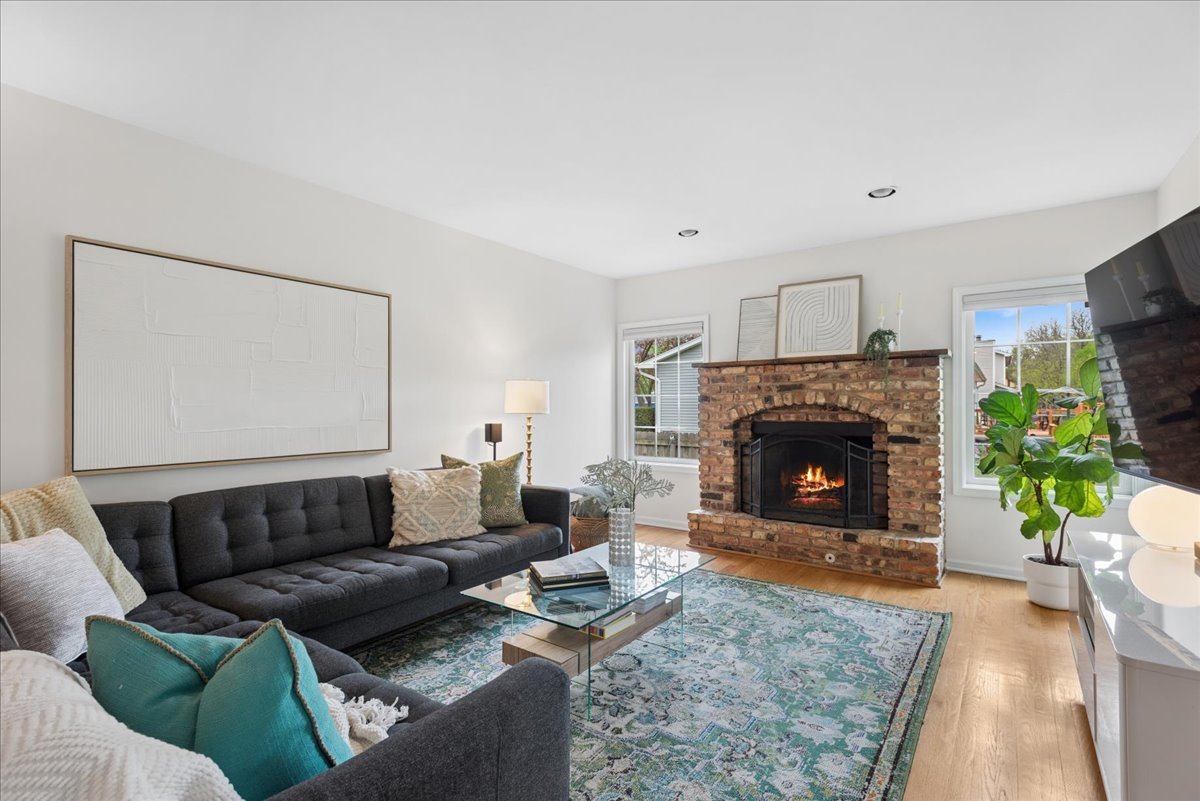 Naperville, IL 60564