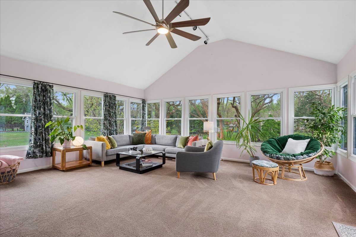 Naperville, IL 60564