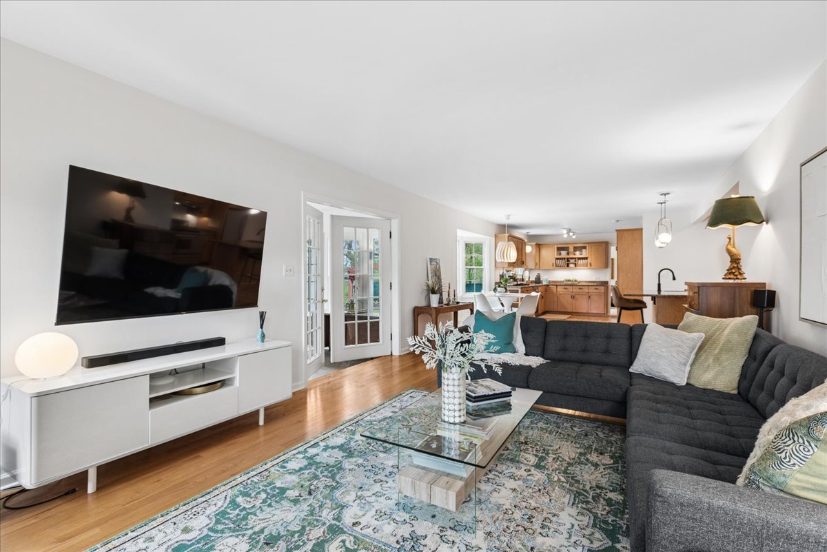 Naperville, IL 60564