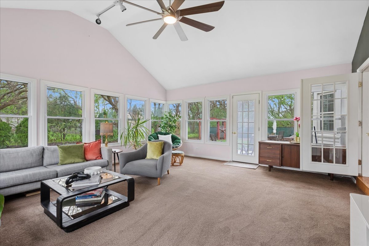 Naperville, IL 60564