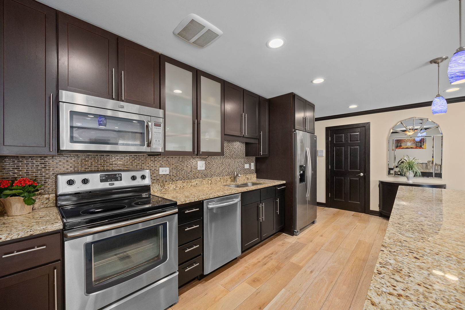 140 Carriage Way Drive #C218, Burr Ridge, IL 60527