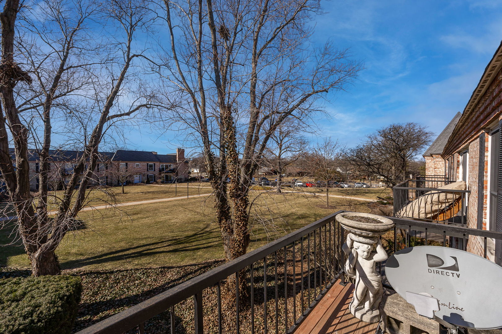 140 Carriage Way Drive #C218, Burr Ridge, IL 60527