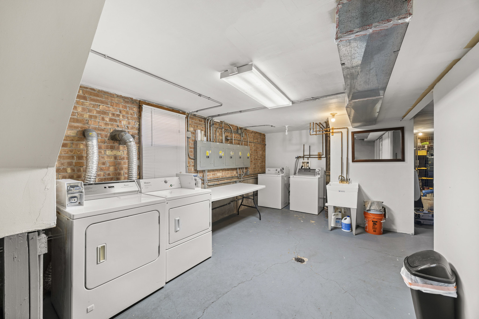 9030 Kenton Avenue, Skokie, IL 60076