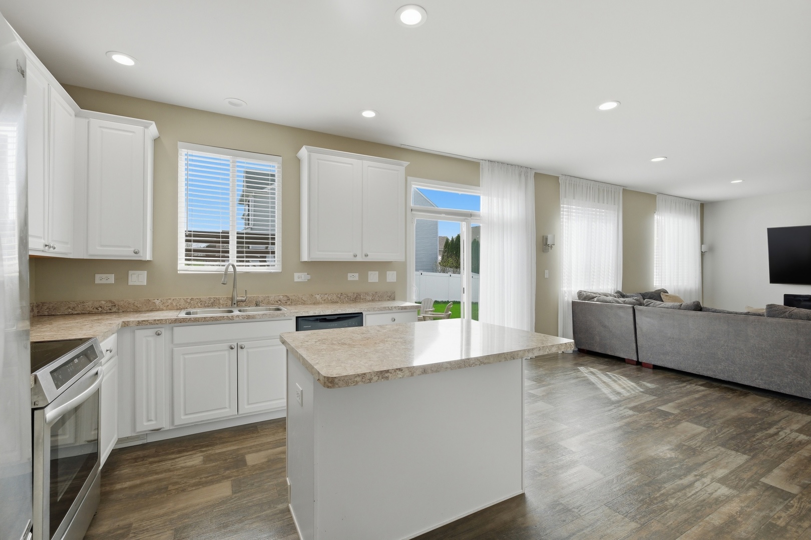 1108 Kolar Avenue, Joliet, IL 60431