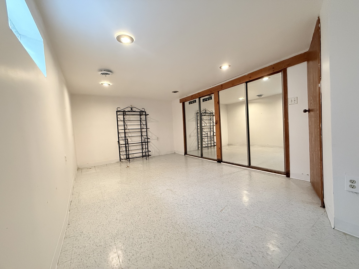 117 W 158th Place, Harvey, IL 60426