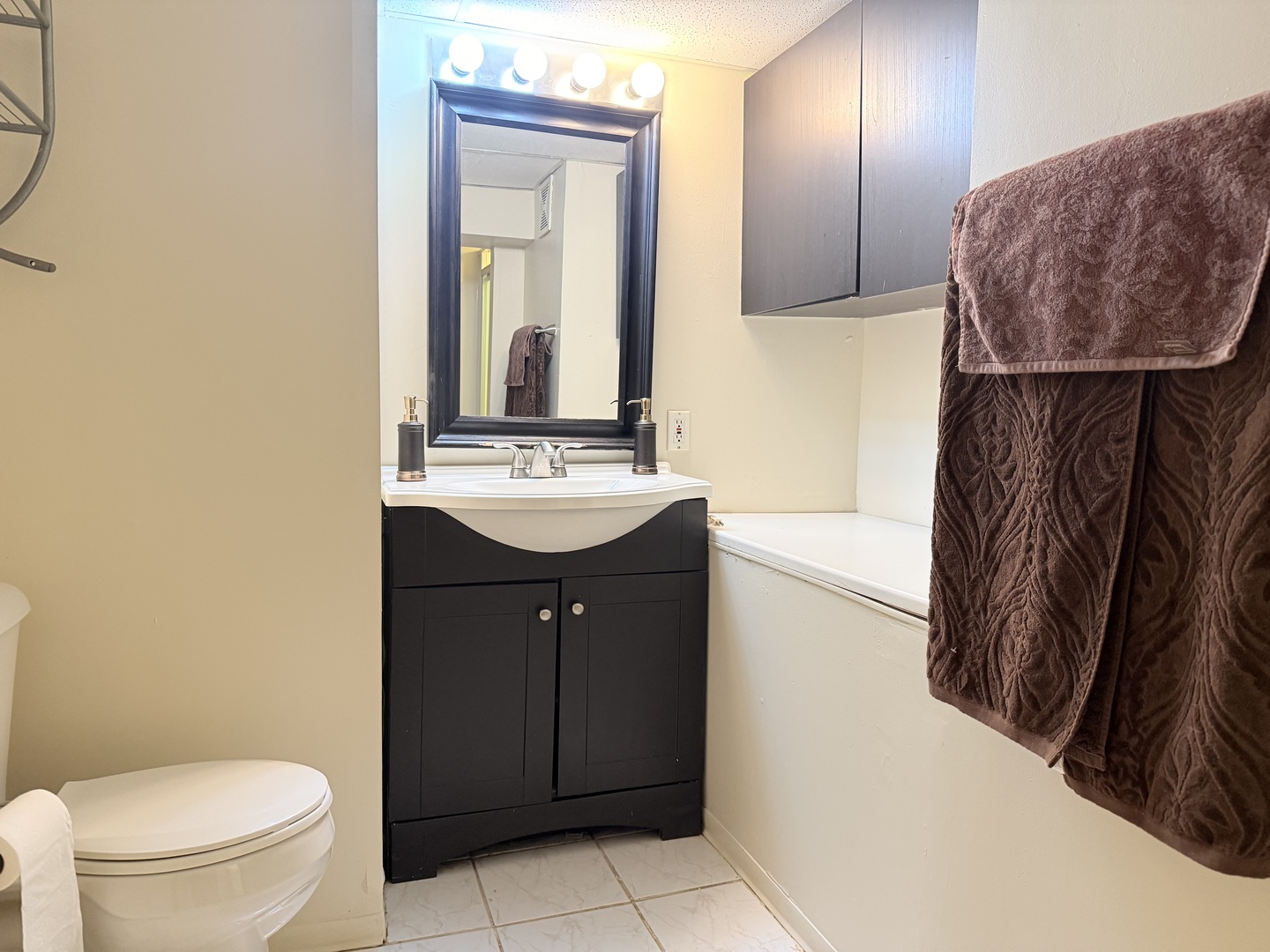 117 W 158th Place, Harvey, IL 60426