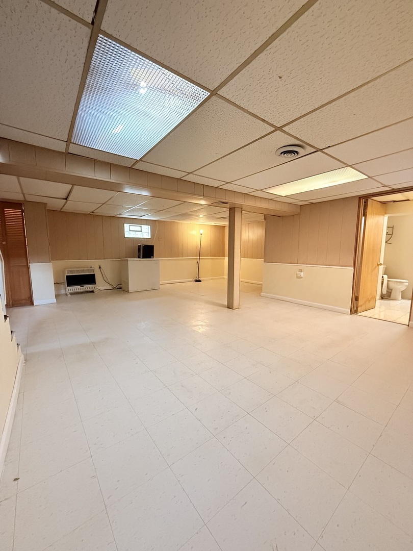 117 W 158th Place, Harvey, IL 60426