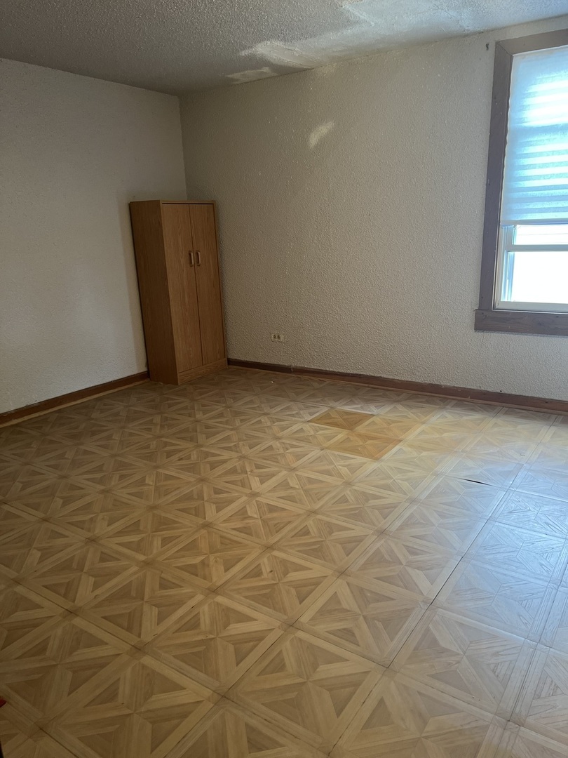 6812 Maple Court, Bridgeview, IL 60455