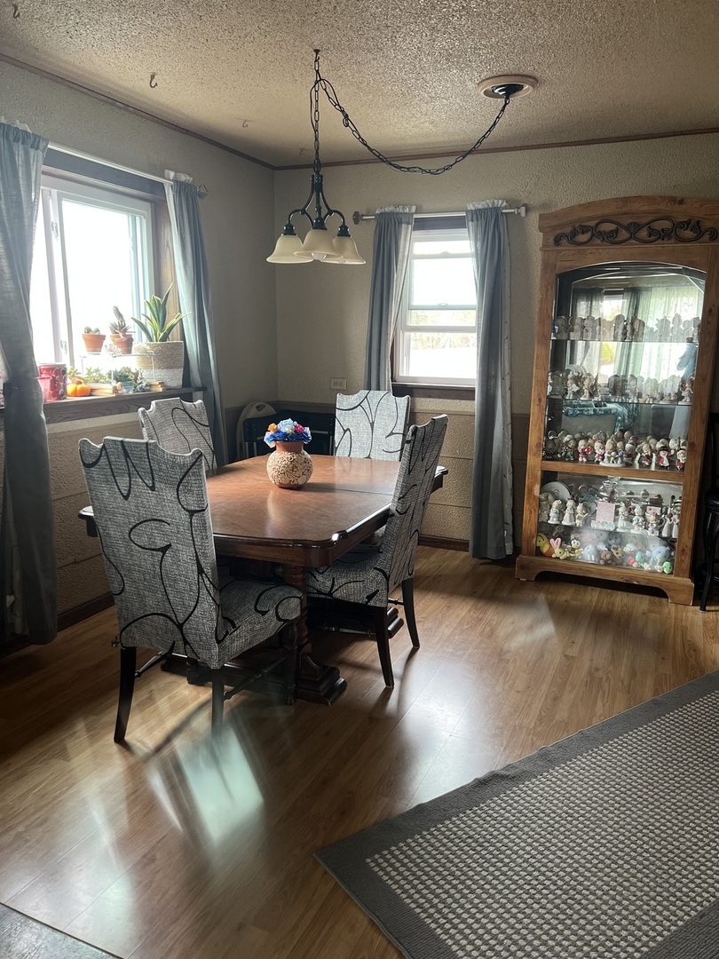 6812 Maple Court, Bridgeview, IL 60455