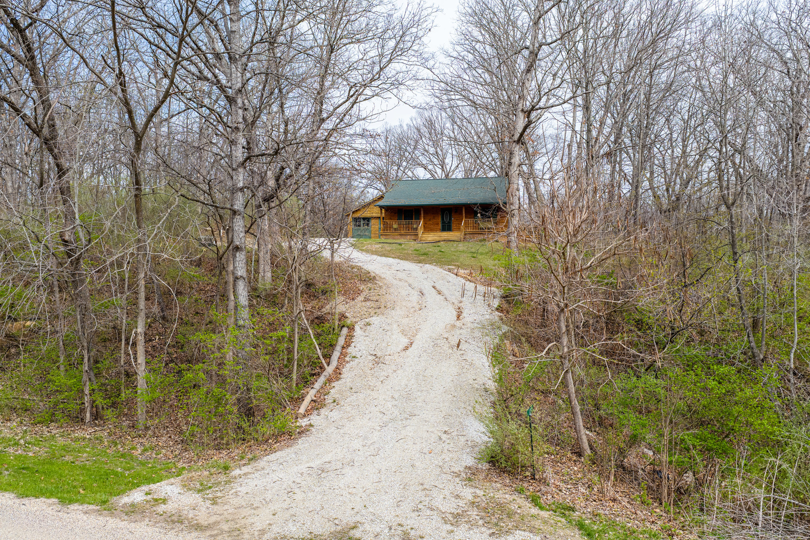 121 Indian Hills Drive, Putnam, IL 61560