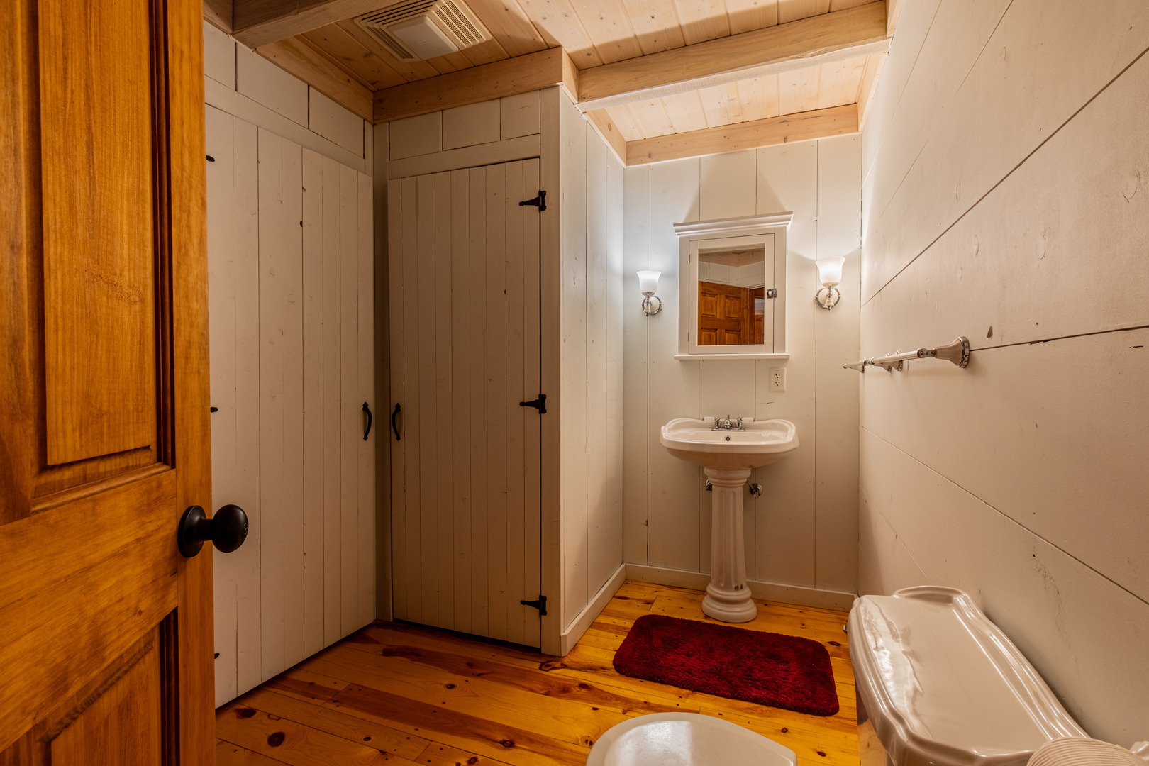 121 Indian Hills Drive, Putnam, IL 61560