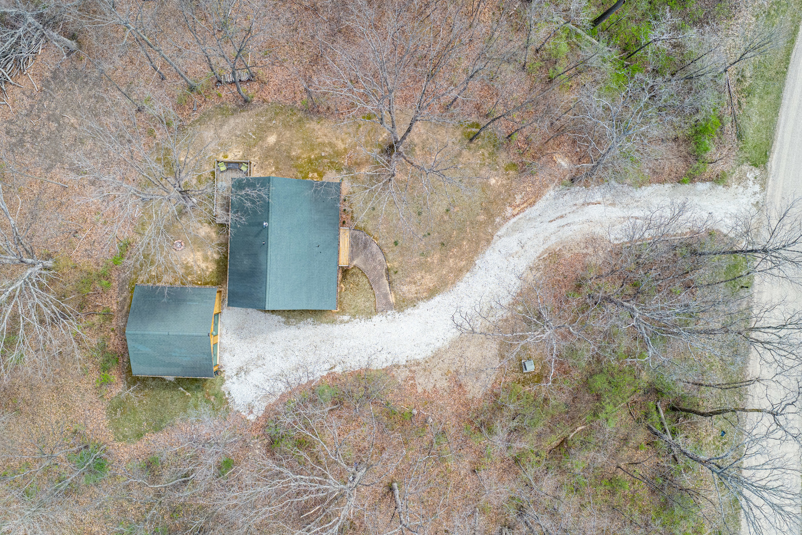 121 Indian Hills Drive, Putnam, IL 61560