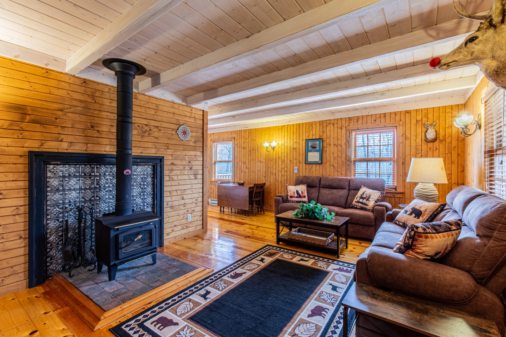 121 Indian Hills Drive, Putnam, IL 61560