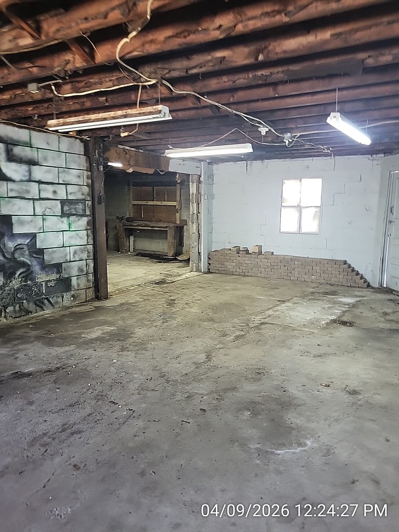 15N325 Campflint Drive, Dundee, IL 60118