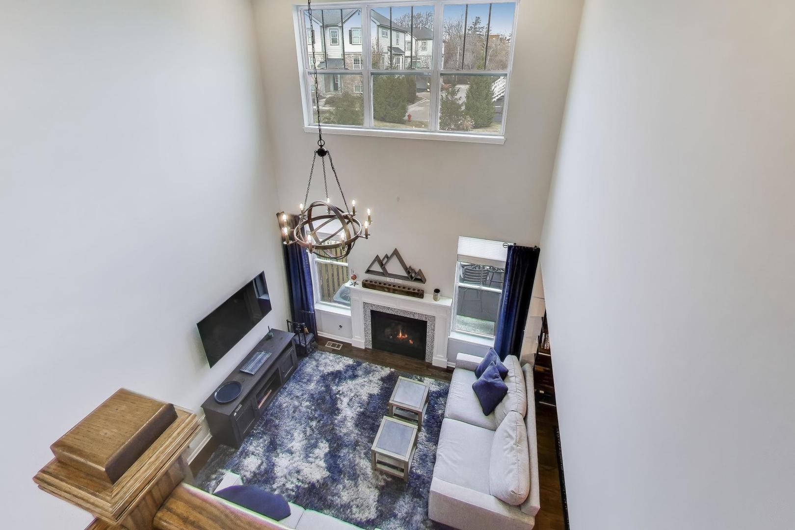 3223 N Heritage Lane, Arlington Heights, IL 60004