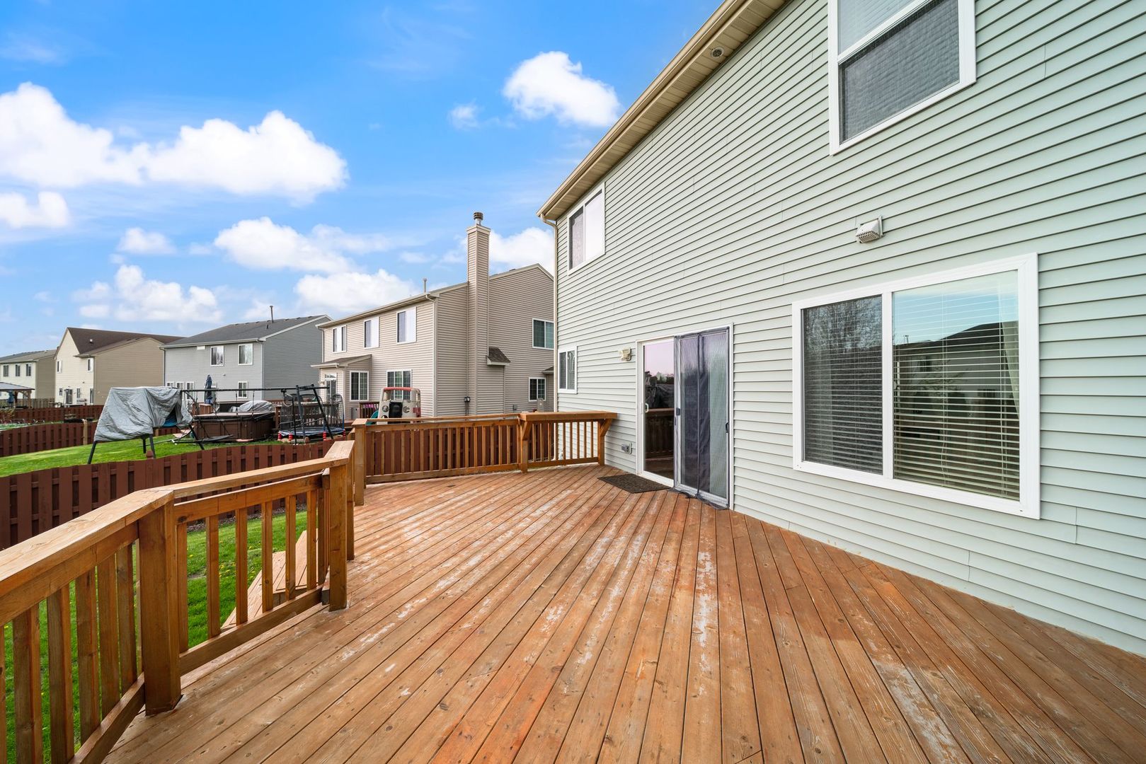 39371 Crofton Lane, Beach Park, IL 60083